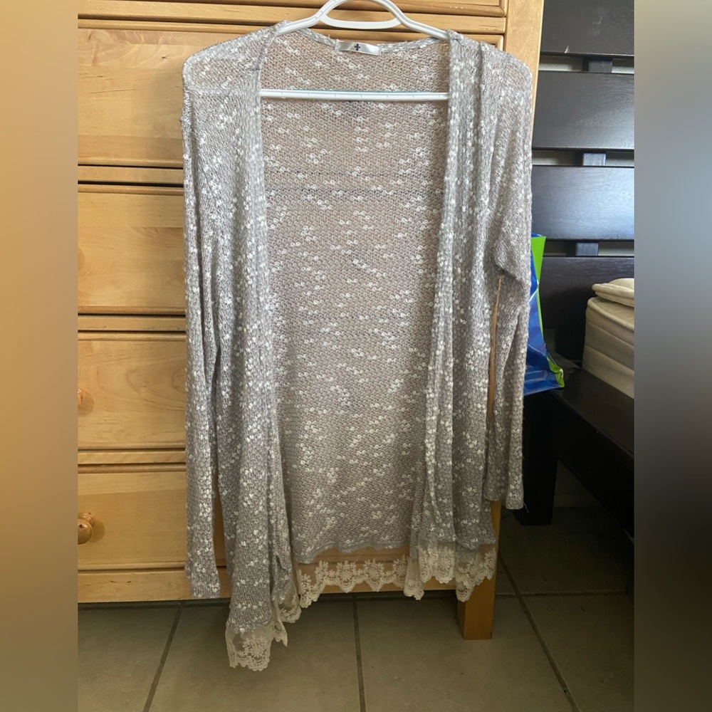 Blu Planet, white and grey cardigan with lace bottom, size large